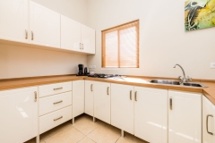 Paradera Park Two Bedroom Suite - kitchen